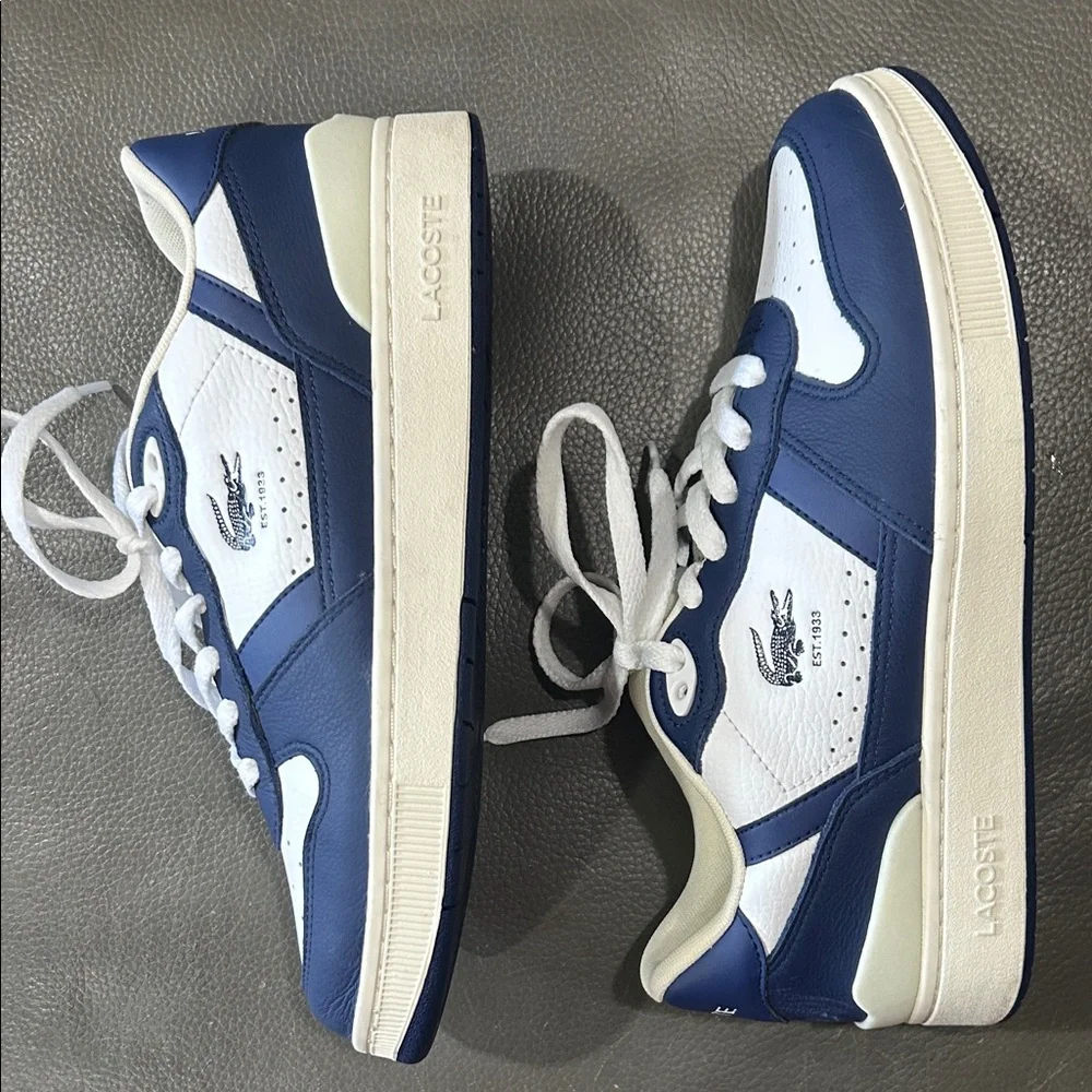 Lacoste Blue and White Mens Sneakers. Size 8. EUC - Picture 6 of 8